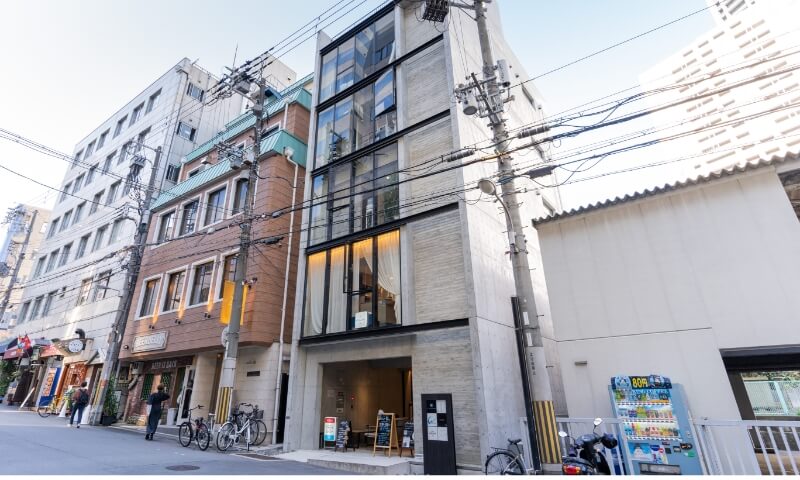 パールホワイトニングの手書き看板