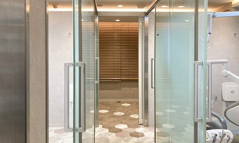 パールホワイトニングの手書き看板