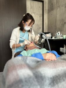 歯のクリーニング風景